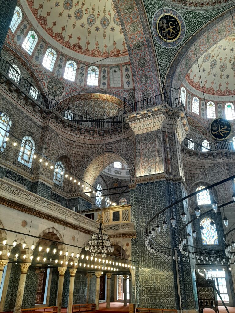 mosquée Yeni Cami ou mosquée neuve istanbul